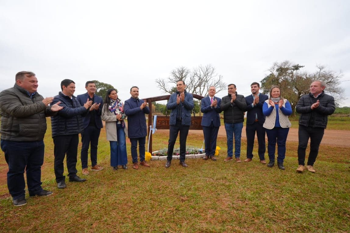 El gobernador Valdés inauguró diversas obras en Garruchos con el compromiso de avanzar en el desarrollo de la localidad