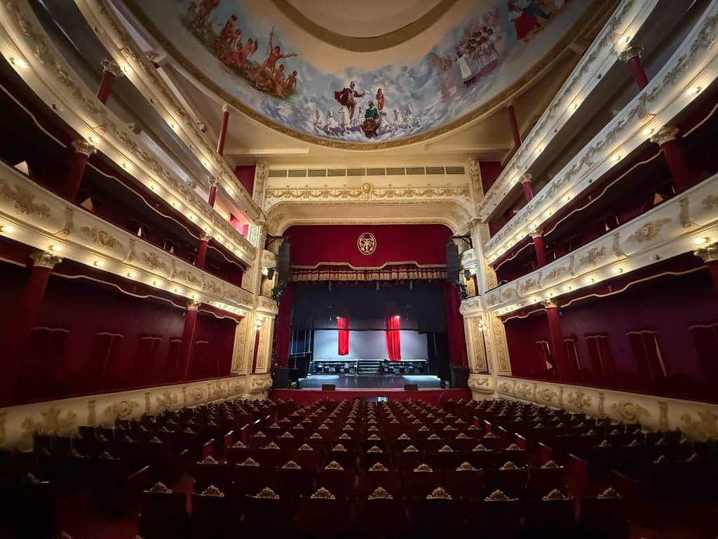 Todo listo para la reapertura del Teatro Oficial Juan de Vera