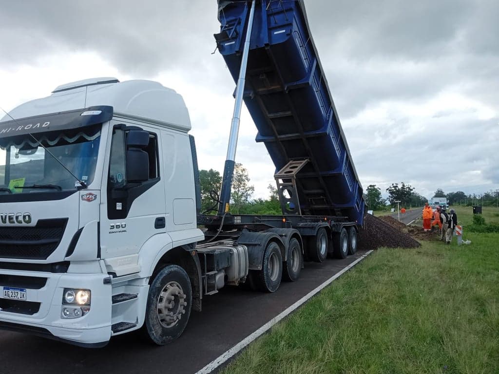 Valdés ratificó la decisión de intervenir con celeridad en la alcantarilla de la Ruta 12 en Itá Ibaté
