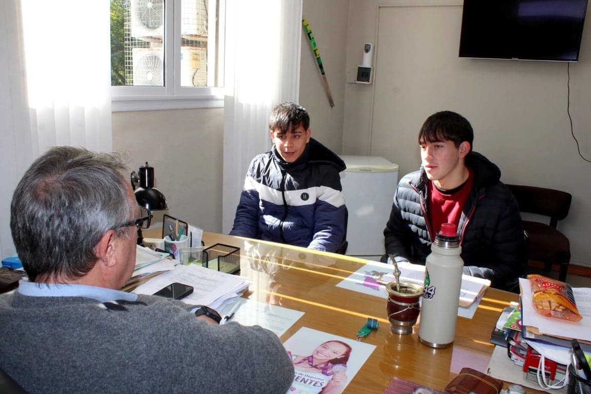 Con apoyo oficial, el pesista Domingo Meza se entrena con la Selección Argentina