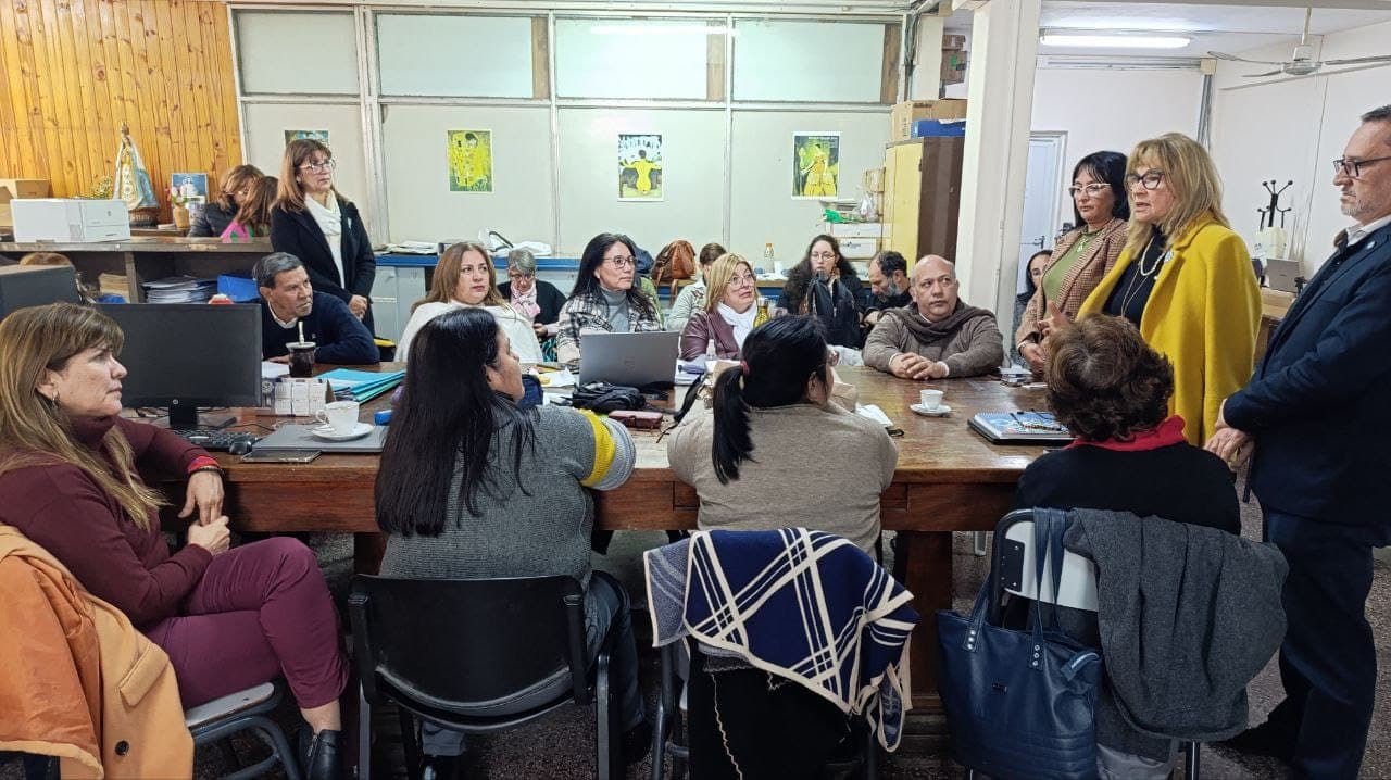 La ministra de Educación se reunió con supervisores de nivel inicial y primario